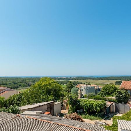 Apartman Dobrec Poreč Exteriör bild