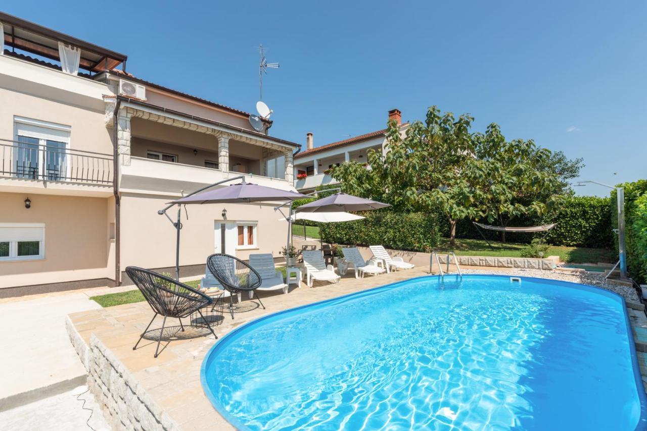 Apartman Dobrec Poreč Exteriör bild